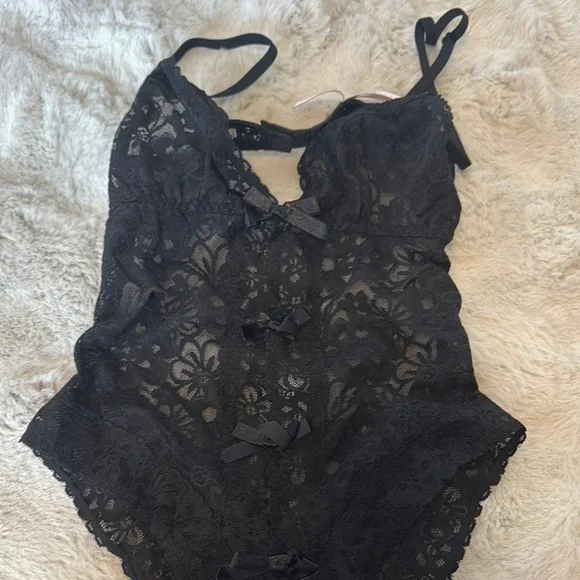 Victoria’s Secret teddy - Picture 4 of 5